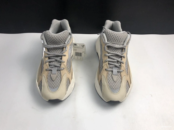 Yeezy Cream 700 Adidas GY7924 V2 Cream Boost 1012